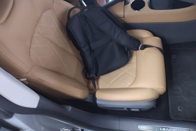 Used Leapmotor C01 2024 Pure Electric 525 Luxury Edition Right Front Seat