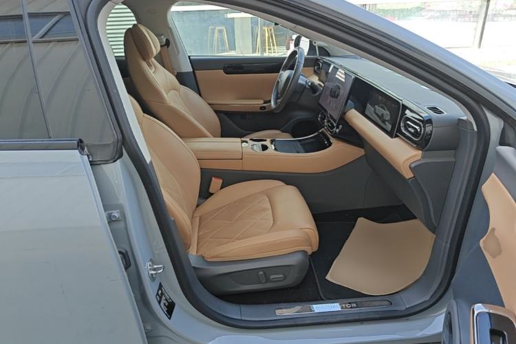 Used Leapmotor C01 2024 Pure Electric 525 Luxury Edition Right Front Seat