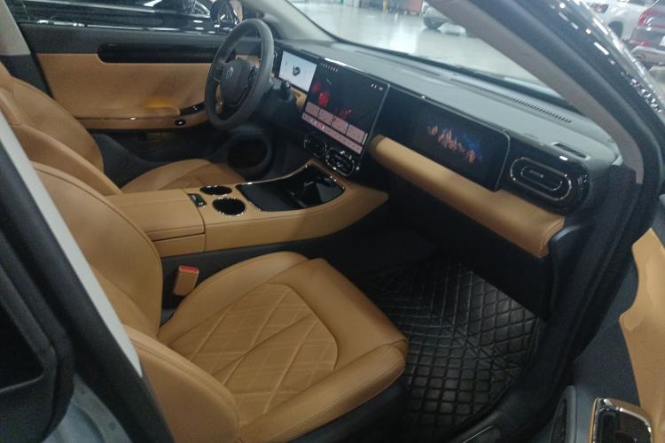 Used Leapmotor C01 2024 Range-Extended 316 Deluxe Edition Right Front Seat