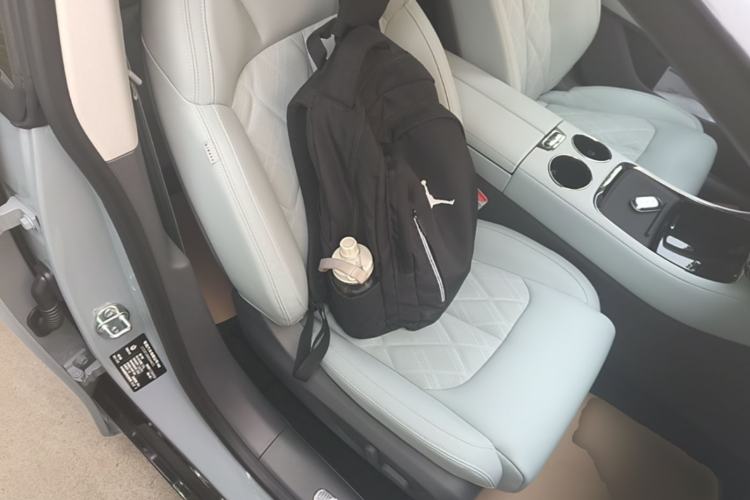 Used Leapmotor C01 2024 Range-Extended 216 Luxury Edition Right Front Seat