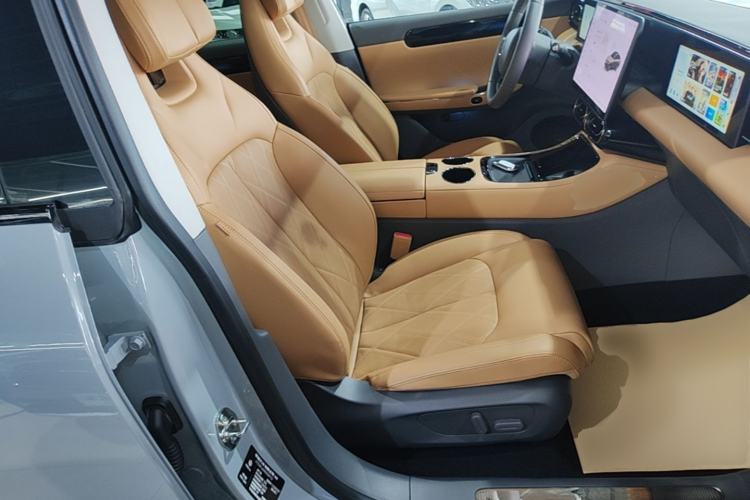 Used Leapmotor C01 2024 Range-Extended 316 Deluxe Edition Right Front Seat