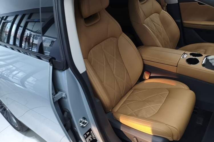 Used Leapmotor C01 2024 Pure Electric 525 Luxury Edition Right Front Seat