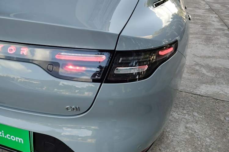 Used Leapmotor C01 2024 Pure Electric 525 Luxury Edition Right Rear Taillight