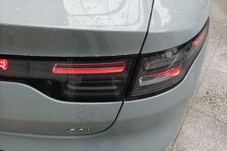 Used Leapmotor C01 2024 Pure Electric 525 Luxury Edition Right Rear Taillight