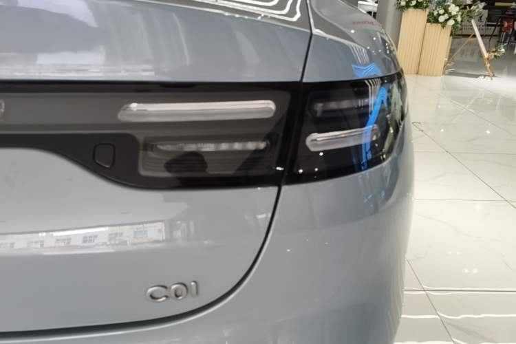 Used Leapmotor C01 2024 Pure Electric 525 Luxury Edition Right Rear Taillight