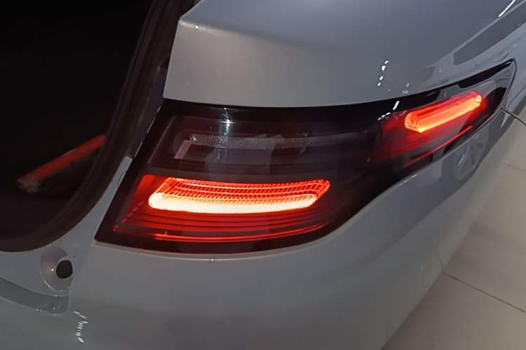 Used Leapmotor C01 2024 Range-Extended 216 Luxury Edition Right Rear Taillight