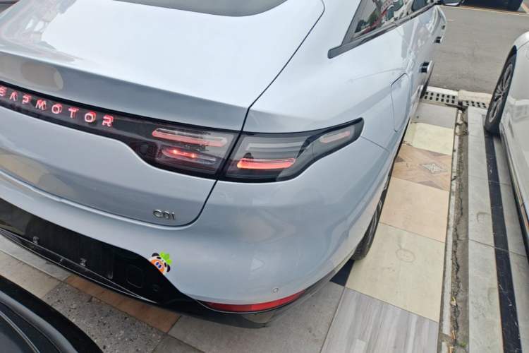 Used Leapmotor C01 2024 Range-Extended 216 Luxury Edition Right Rear Taillight