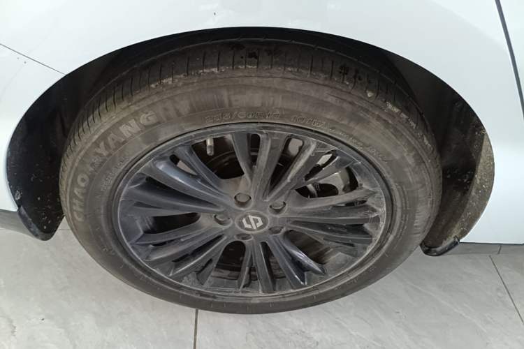 Used Leapmotor C01 2024 Pure Electric 525 Comfort Edition Right Rear Wheel Hub