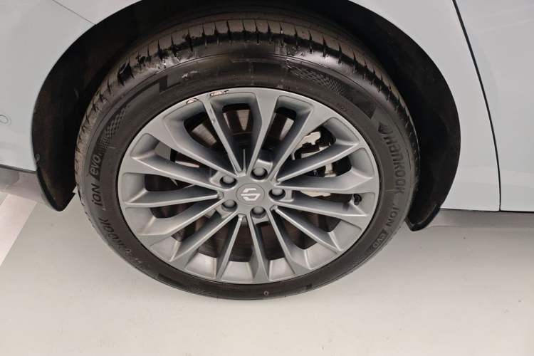 Used Leapmotor C01 2024 Range-Extended 316 Deluxe Edition Right Rear Wheel Hub