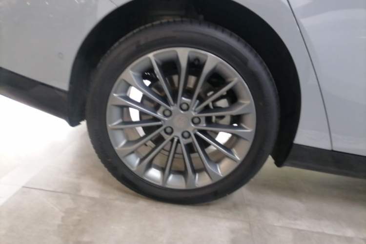 Used Leapmotor C01 2024 Range-Extended 316 Deluxe Edition Right Rear Wheel Hub