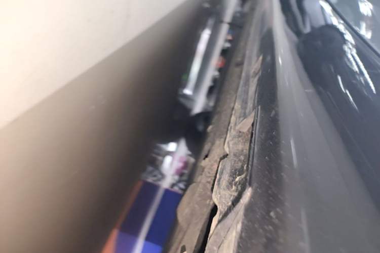 Used Leapmotor C01 2024 Pure Electric 525 Luxury Edition Right Side Sill