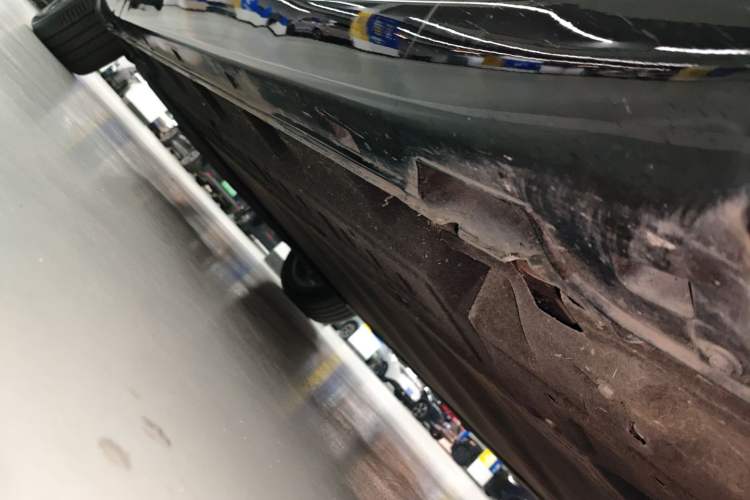 Used Leapmotor C01 2024 Range-Extended 216 Comfort Edition Right Side Sill