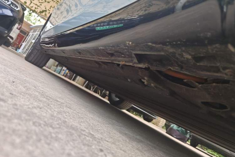 Used Leapmotor C01 2024 Pure Electric 525 Luxury Edition Right Side Sill