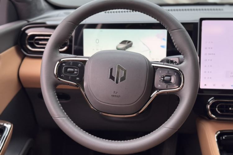 Used Leapmotor C01 2024 Pure Electric 525 Luxury Edition Steering Wheel