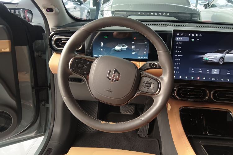 Used Leapmotor C01 2024 Pure Electric 525 Luxury Edition Steering Wheel