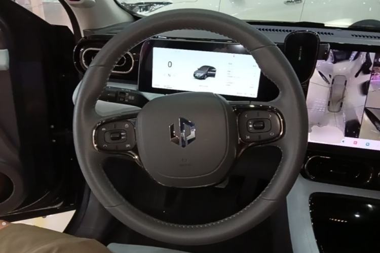Used Leapmotor C01 2024 Pure Electric 525 Luxury Edition Steering Wheel