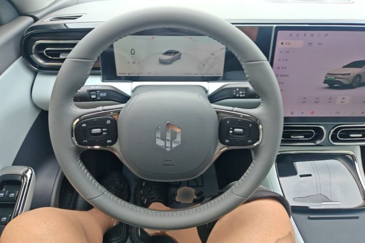 Used Leapmotor C01 2024 Range-Extended 216 Luxury Edition Steering Wheel