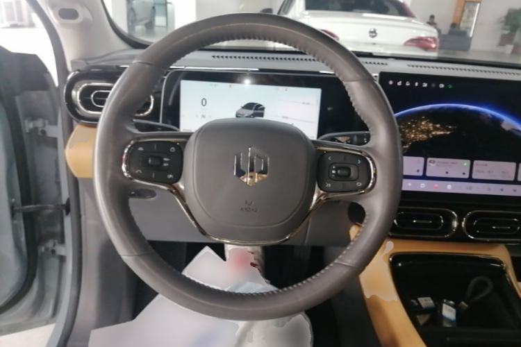 Used Leapmotor C01 2024 Range-Extended 316 Deluxe Edition Steering Wheel