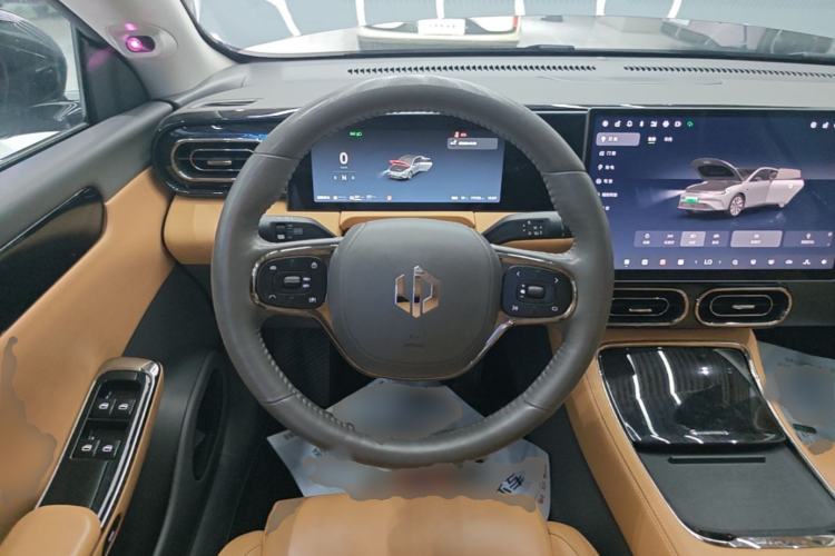 Used Leapmotor C01 2024 Range-Extended 316 Deluxe Edition Steering Wheel