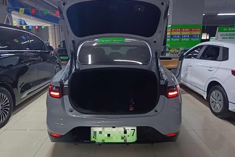 Used Leapmotor C01 2024 Range-Extended 216 Luxury Edition Trunk