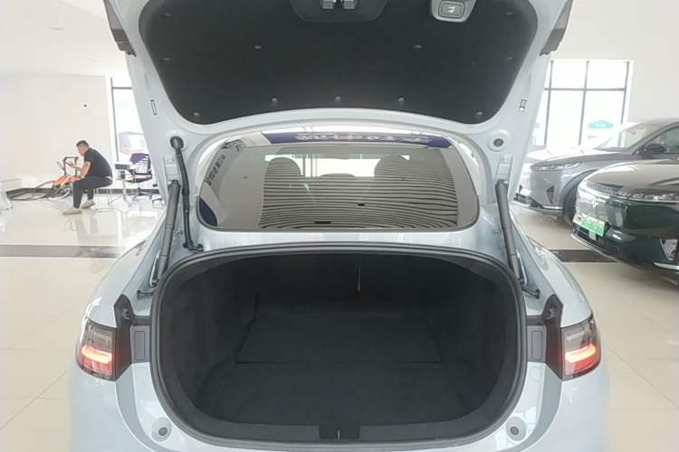 Used Leapmotor C01 2024 Range-Extended 316 Deluxe Edition Trunk