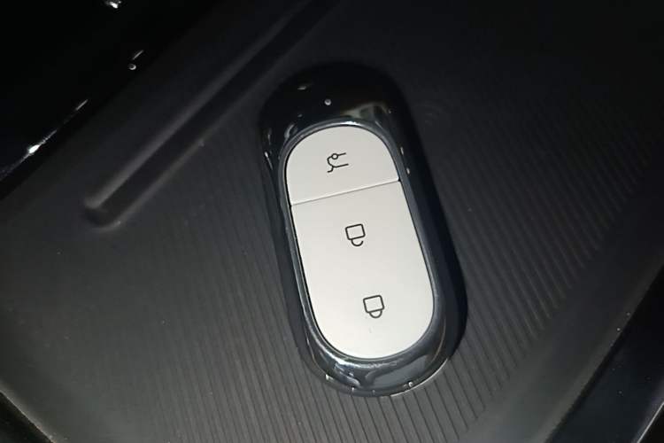 Used Leapmotor C01 2024 Range-Extended 216 Luxury Edition Vehicle Key
