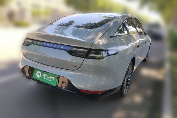 Used Leapmotor C01 2024 Pure Electric 525 Luxury Edition Rear Right 45 Deg