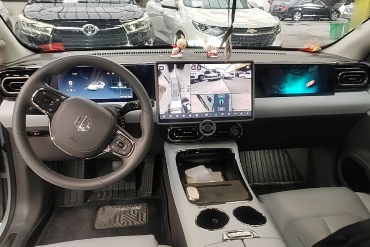 Used Leapmotor C01 2024 Pure Electric 525 Luxury Edition Center Console