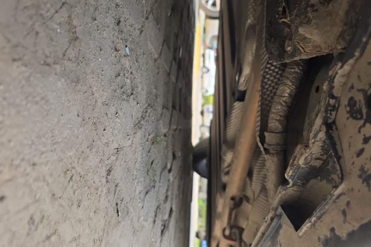 Used Leapmotor C01 2024 Range-Extended 316 Deluxe Edition Chassis Front Left