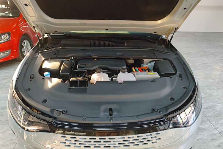 Used Leapmotor C01 2024 Range-Extended 316 Deluxe Edition Engine Bay