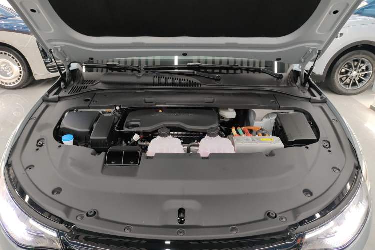 Used Leapmotor C01 2024 Range-Extended 316 Deluxe Edition Engine Bay