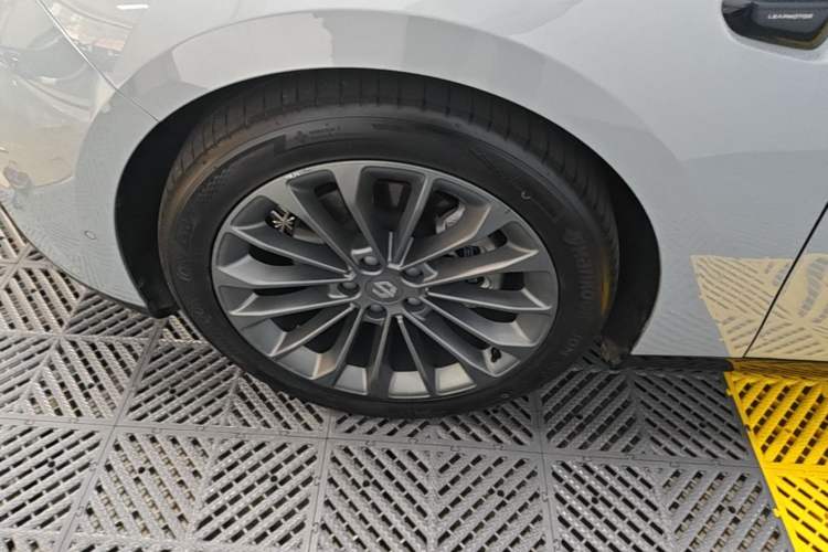 Used Leapmotor C01 2024 Pure Electric 525 Luxury Edition Exterior 4