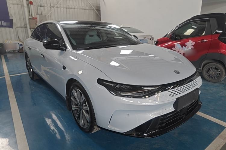 Used Leapmotor C01 2024 Range-Extended 216 Luxury Edition Front Right 45 Deg