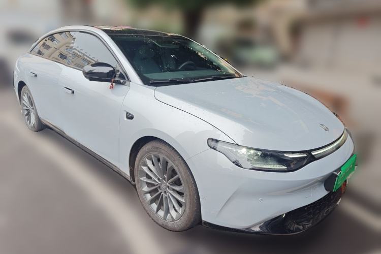 Used Leapmotor C01 2024 Pure Electric 525 Luxury Edition Front Right 45 Deg