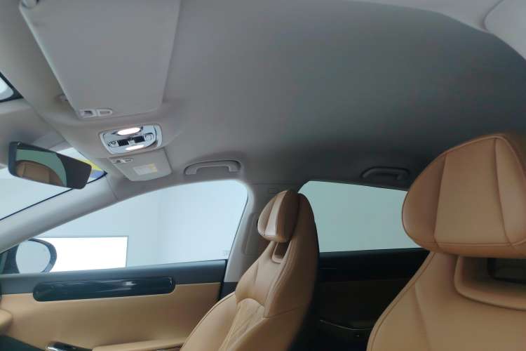 Used Leapmotor C01 2024 Range-Extended 316 Deluxe Edition Headliner