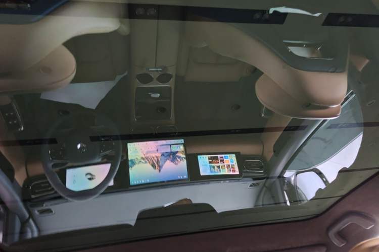 Used Leapmotor C01 2024 Pure Electric 525 Luxury Edition Headliner