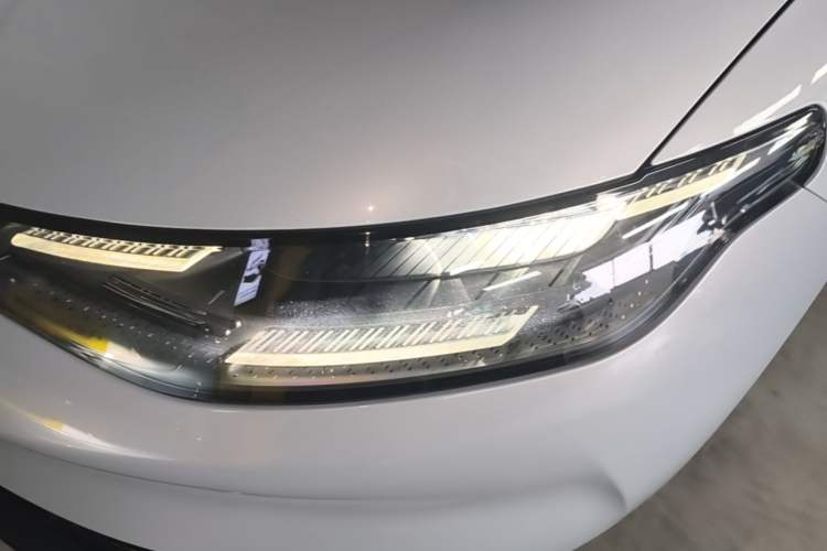 Used Leapmotor C01 2024 Pure Electric 525 Comfort Edition Left Front Headlight
