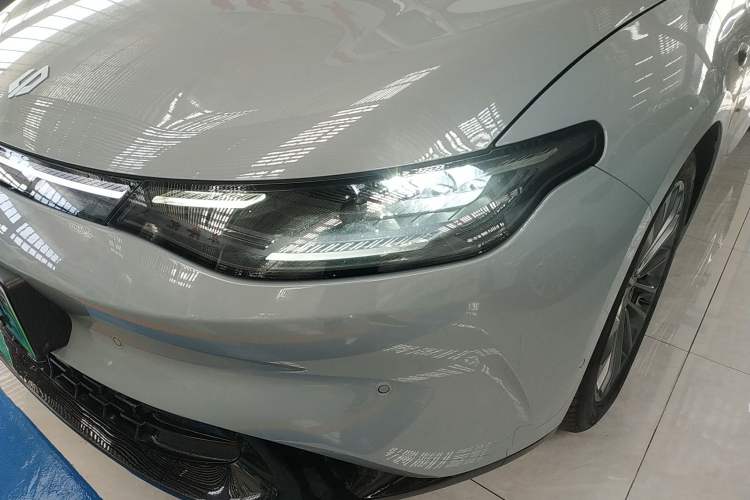 Used Leapmotor C01 2024 Pure Electric 525 Luxury Edition Left Front Headlight