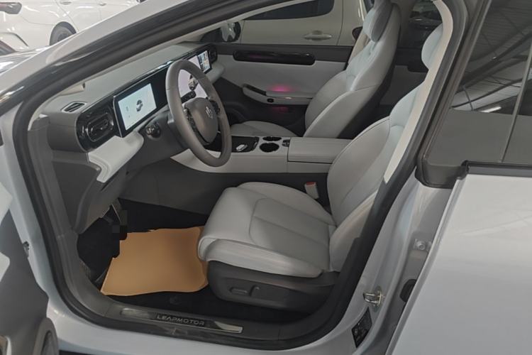 Used Leapmotor C01 2024 Range-Extended 216 Luxury Edition Left Front Seat
