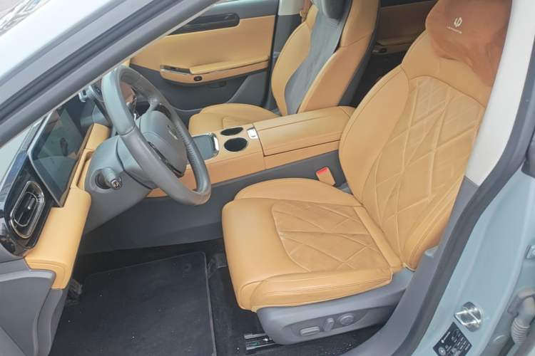 Used Leapmotor C01 2024 Pure Electric 525 Luxury Edition Left Front Seat