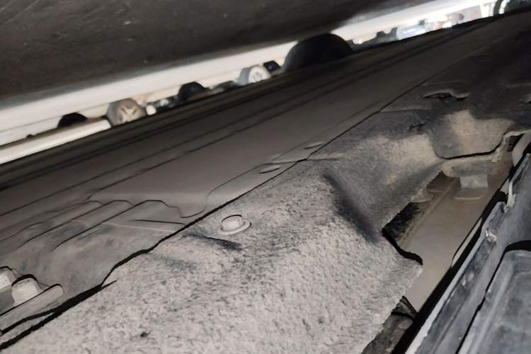 Used Leapmotor C01 2024 Pure Electric 525 Luxury Edition Left Side Sill