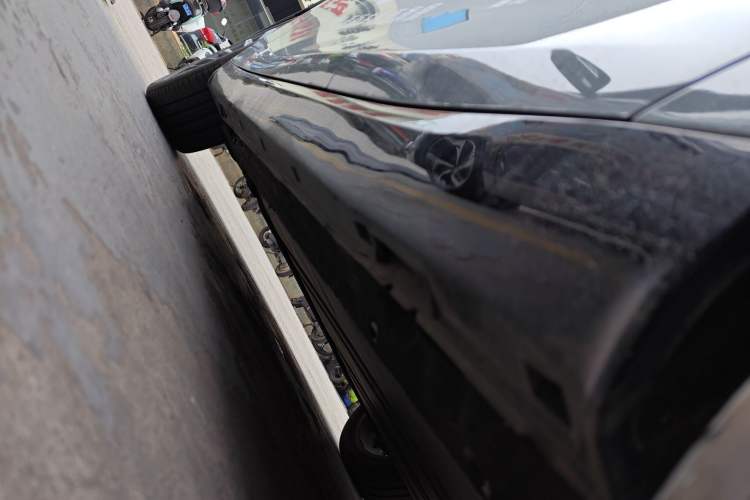 Used Leapmotor C01 2024 Pure Electric 525 Luxury Edition Left Side Sill