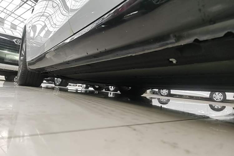 Used Leapmotor C01 2024 Pure Electric 525 Luxury Edition Left Side Sill