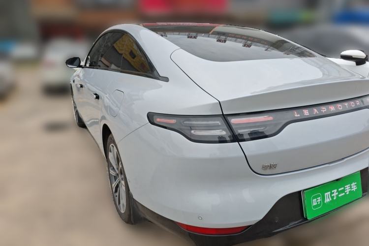 Used Leapmotor C01 2024 Range-Extended 216 Luxury Edition Rear Left 45 Deg