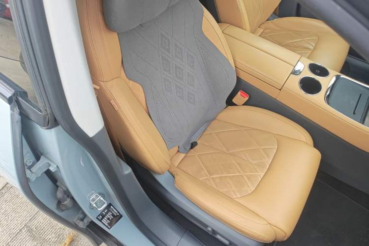 Used Leapmotor C01 2024 Pure Electric 525 Luxury Edition Right Front Seat