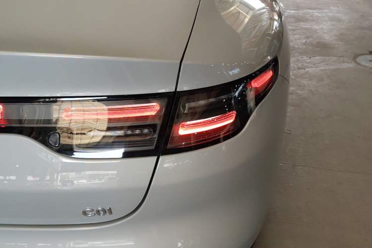 Used Leapmotor C01 2024 Pure Electric 525 Luxury Edition Right Rear Taillight