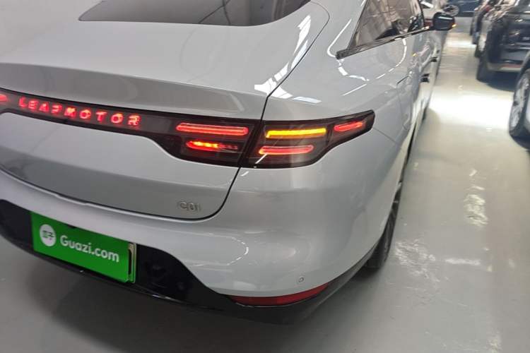 Used Leapmotor C01 2024 Range-Extended 216 Luxury Edition Right Rear Taillight
