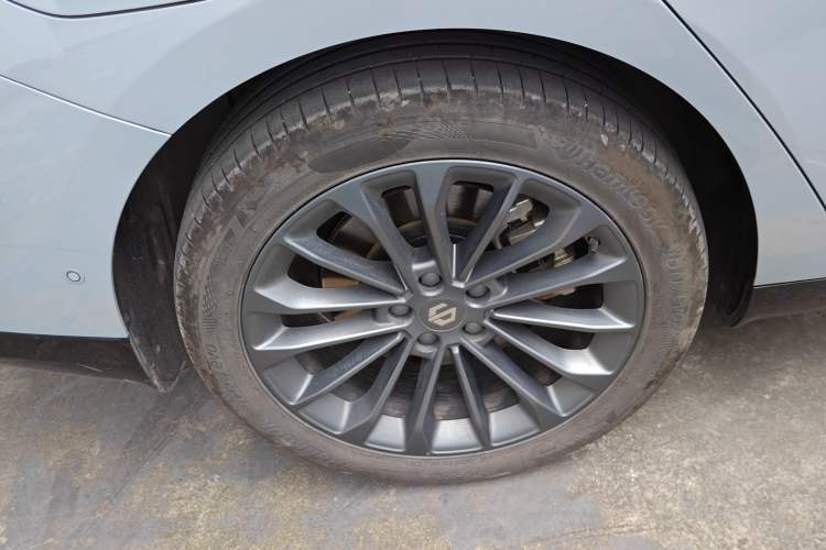 Used Leapmotor C01 2024 Pure Electric 525 Luxury Edition Right Rear Wheel Hub