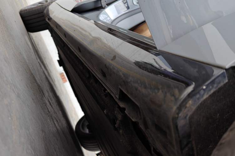 Used Leapmotor C01 2024 Pure Electric 525 Luxury Edition Right Side Sill