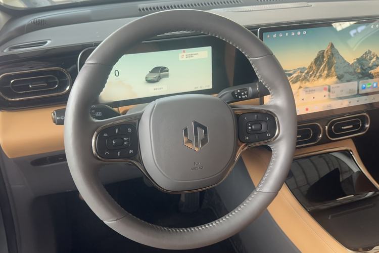 Used Leapmotor C01 2024 Pure Electric 525 Luxury Edition Steering Wheel